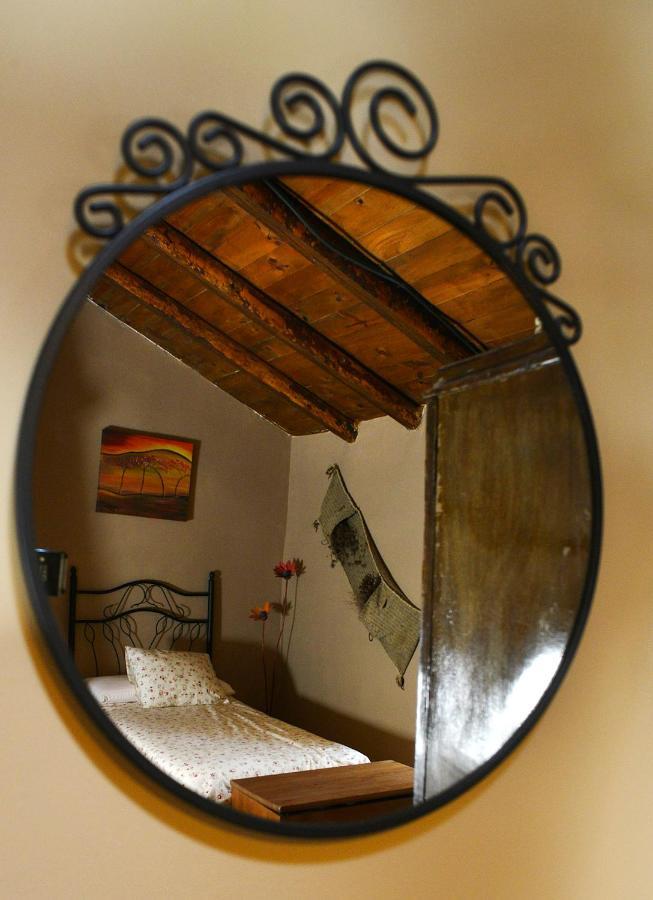 La Casita De Leire Guest House Tamajon Exterior photo