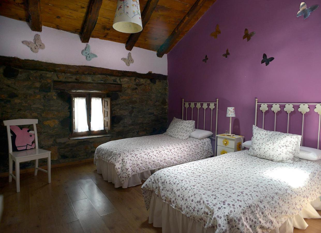 La Casita De Leire Guest House Tamajon Exterior photo